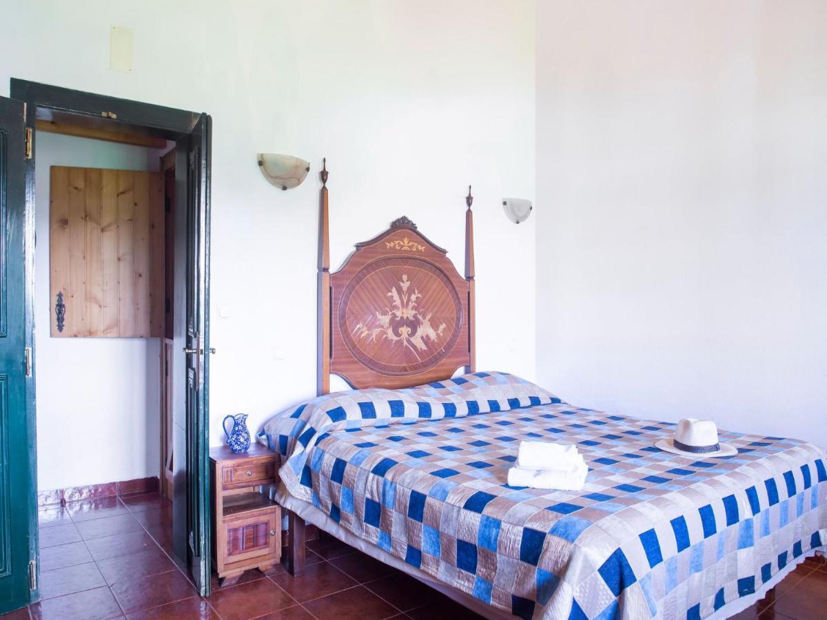 モンテモル・オ・ノボ House With Authentic Tiling And Antique Furnitureヴィラ エクステリア 写真